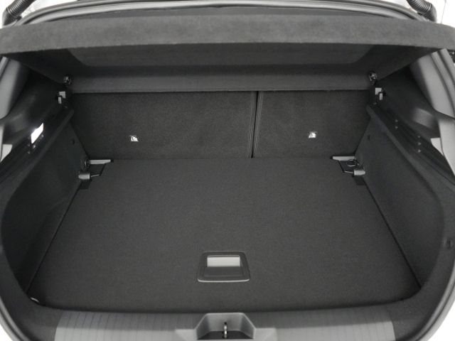 Astra L LIM GS+AHK+360 GRAD KAMERA+SITZ-/LENKRAD