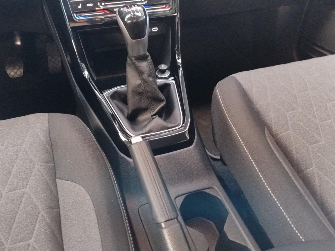 T-Cross Life 1.0 TSI Klima Navi Rückfahrkamera