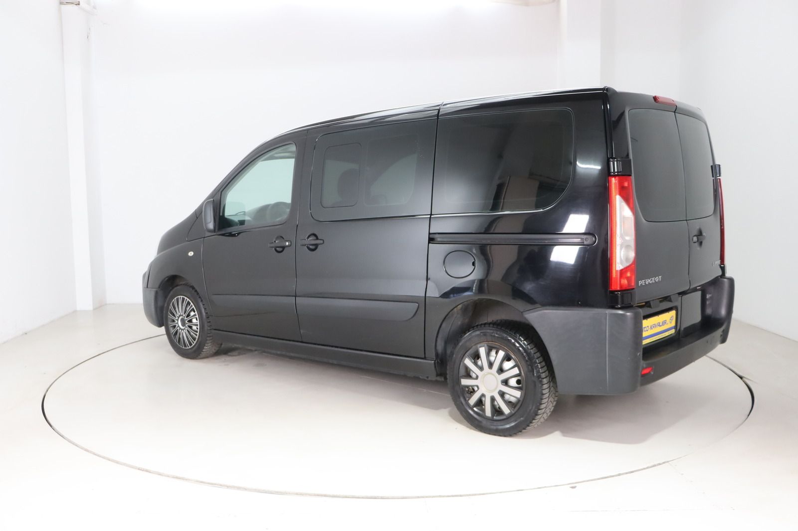 Fahrzeugabbildung Peugeot Expert Tepee 1.6HDI COOL 8 Sitzer