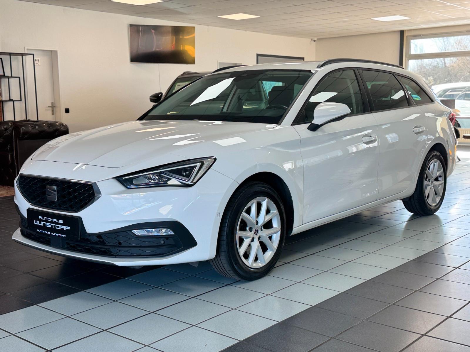 Seat Leon Sportstourer Style 2.0 TDI PANO/CAM/LED/APP