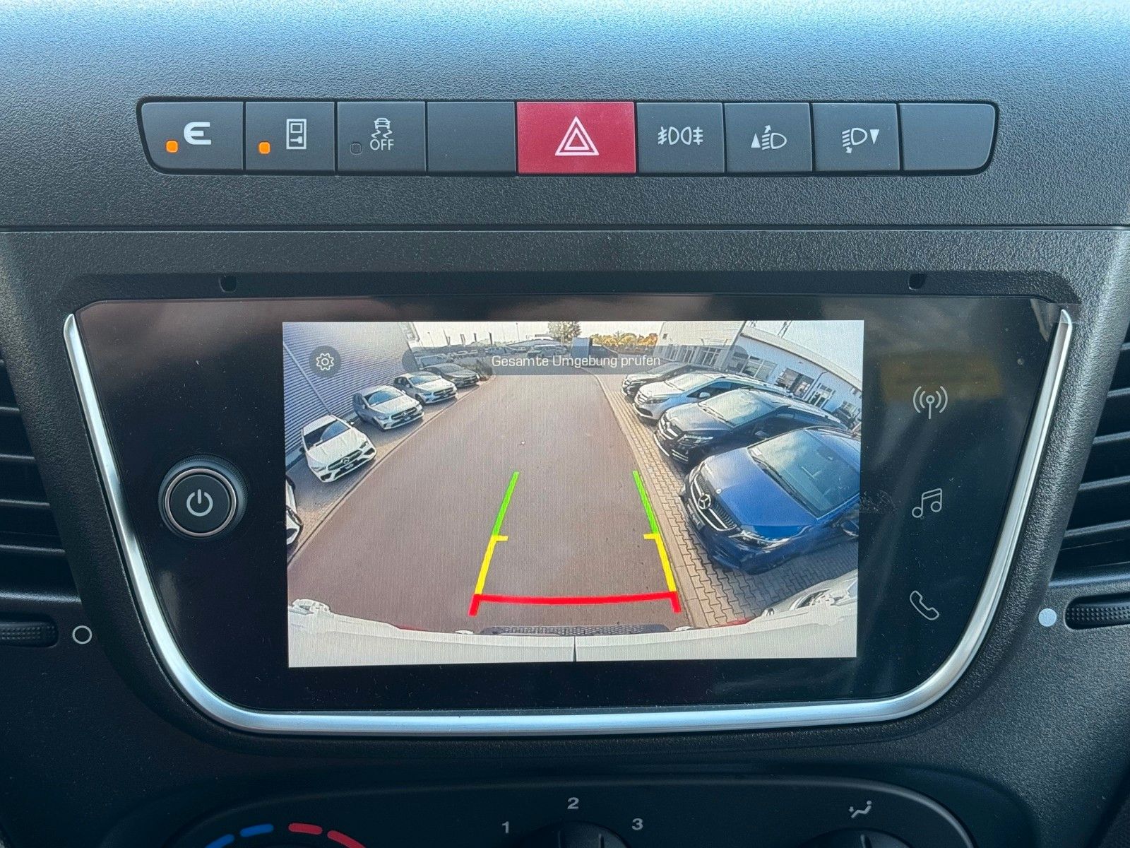 Fahrzeugabbildung Iveco Daily 35S16 A8 *Standkühlung*Kamera*Automatik*3x