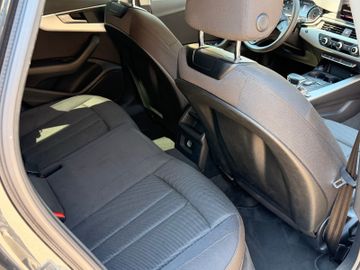 Audi A4 - 12