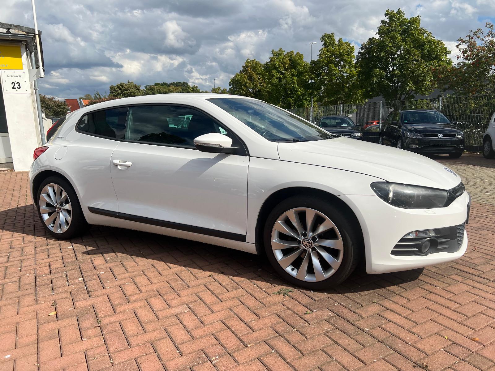 Volkswagen Scirocco 1.4 TSI BMT 90 kW Team*Sitzh.*Tüv 06-27