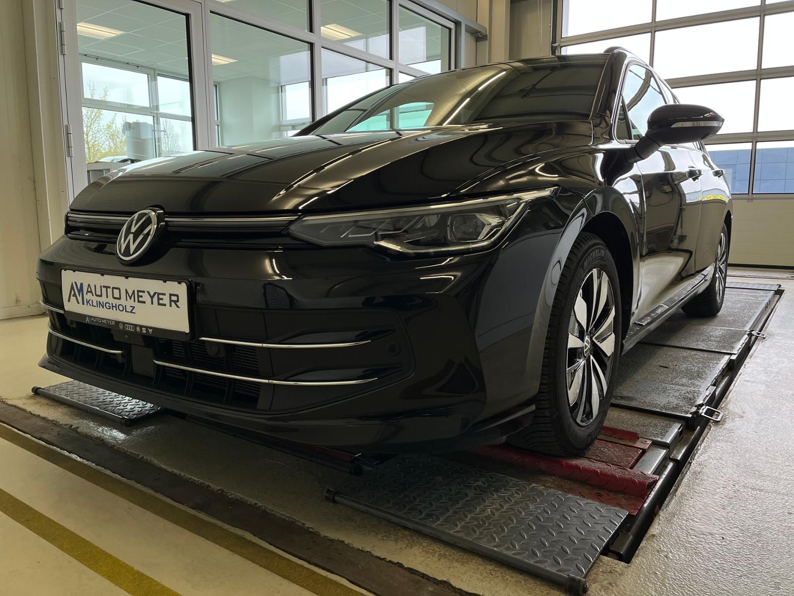 Volkswagen Golf Variant VIII GOAL 1.5 eTSI DSG Navi AHK LED