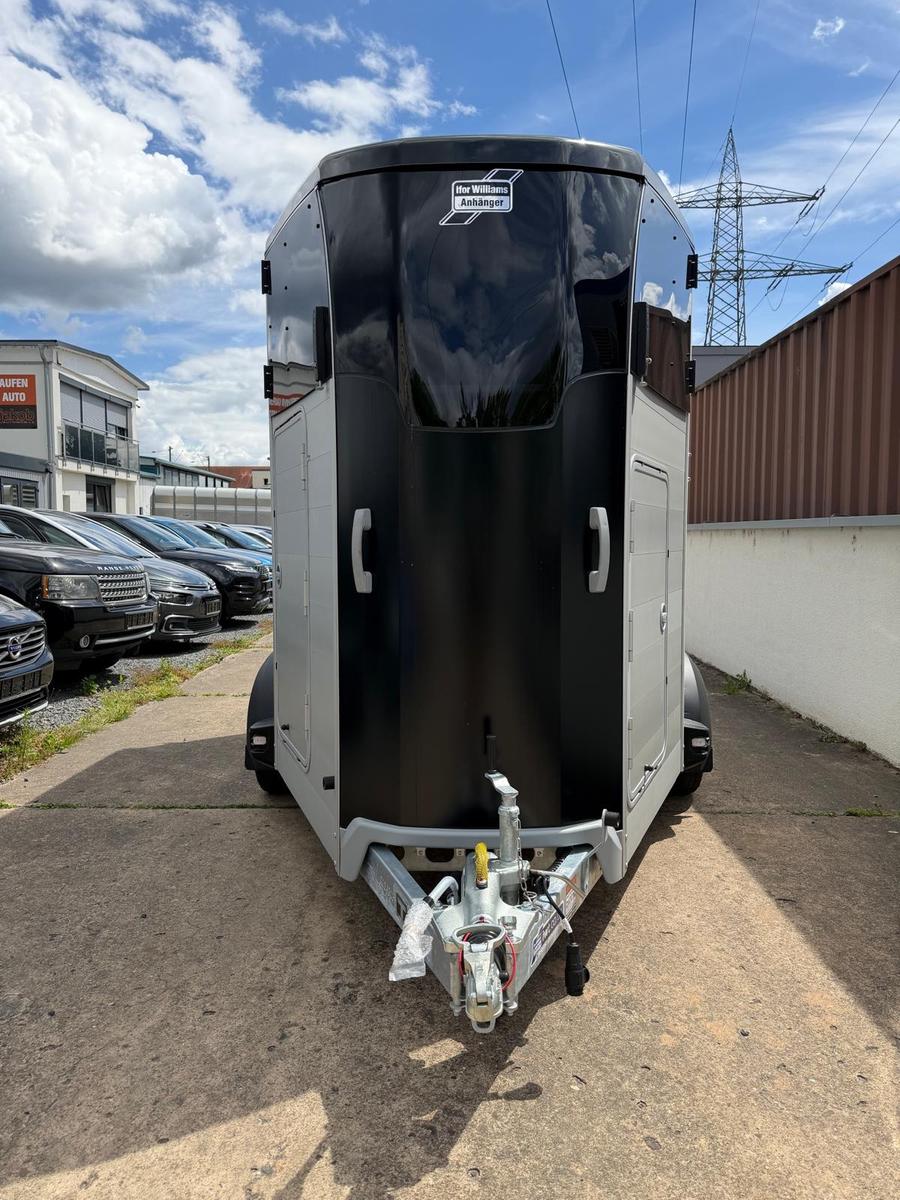 Ifor Williams HBX511+Black+2 Pferde+Sattelkammer+Luxus