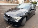 BMW 320i 2007 150 PS Automatik - BMW 320 aus 2007: Kombi, 320i