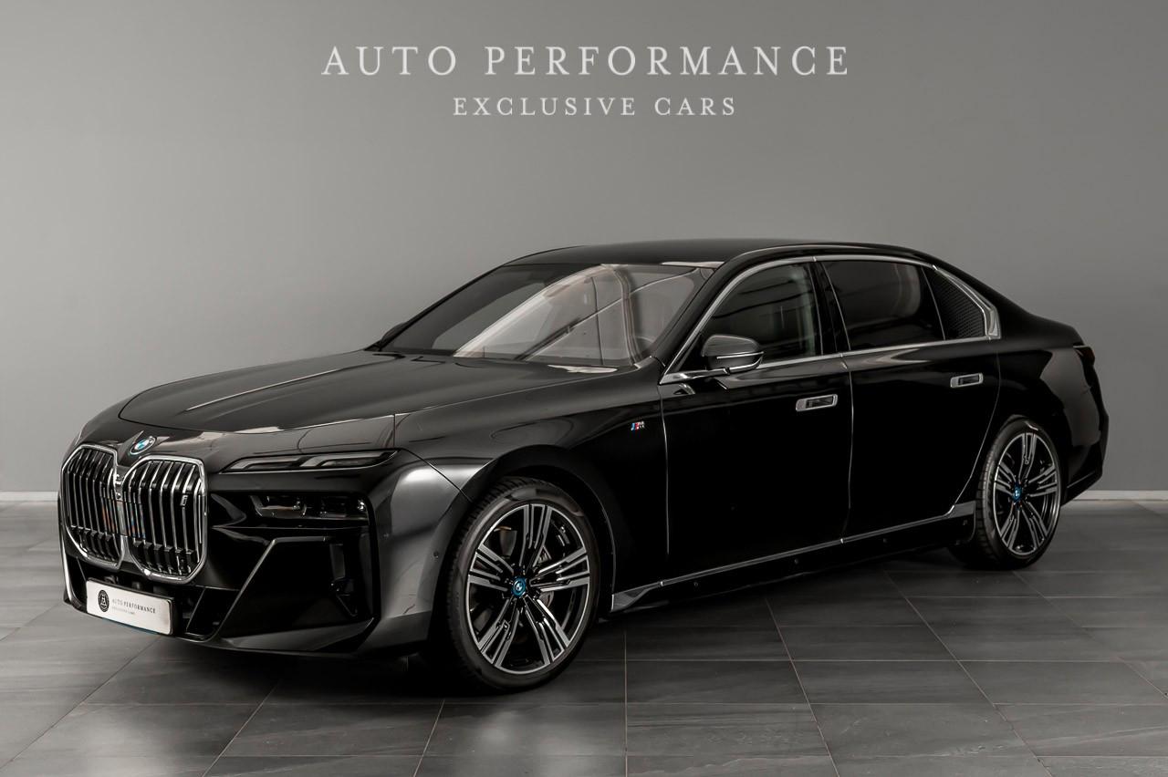 BMW i7 xDrive 60 M-Sport Innovation *NET-EX* €69.500