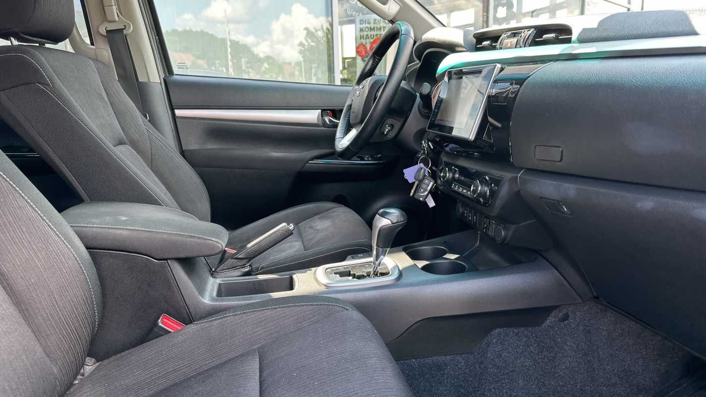 Fahrzeugabbildung Toyota Hilux 4x4 Double Cab Autm. Comfort