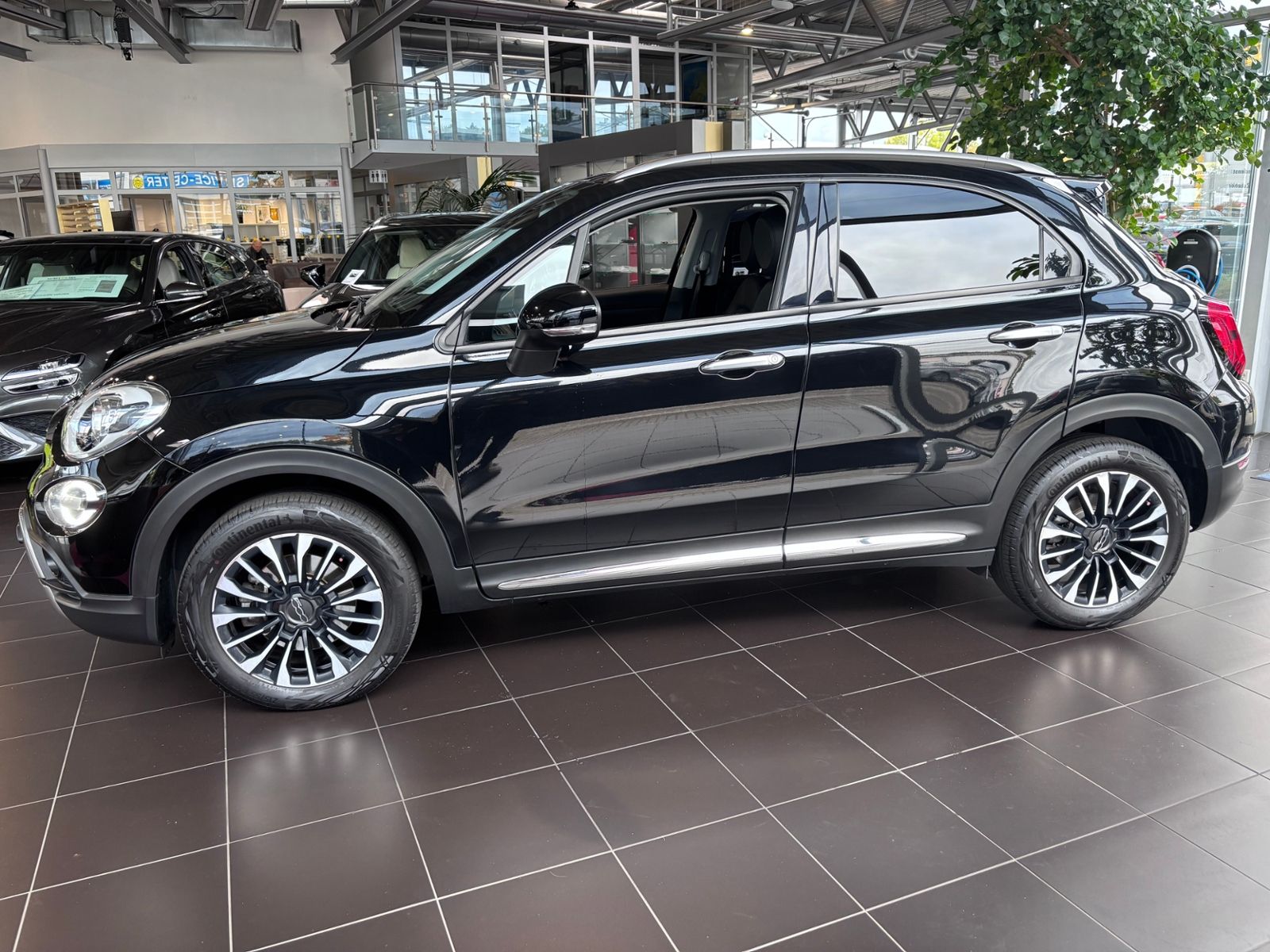 Fahrzeugabbildung Fiat 500X Cross 1.3 FireFly Turbo NAVI ALU