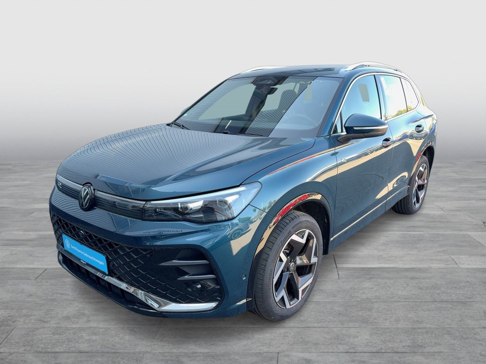 Volkswagen Tiguan 2.0 R-LINE 4X4 AHK 360°CAM ACC LM19 NAVI foto 2
