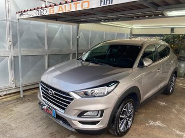 Hyundai TUCSON - 1