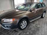 Volvo XC 70 XC70 Momentum 2WD EU6 Aut. Navi, Leder FAC - Volvo XC70: Momentum