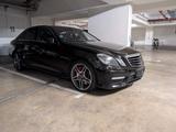 Mercedes-Benz E 63 AMG-SELTEN-MOTOR NEU-VOLL-PERFORMANCE - Mercedes-Benz Sel AMG