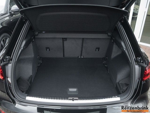Q3 35 TFSI S line AHK+RFK+NAVI+LED