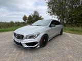 Mercedes-Benz CLA 45 AMG Shooting Brake Mercedes-AMG CLA 4... - graue Mercedes-Benz CLA 45 AMG Shooting Brake