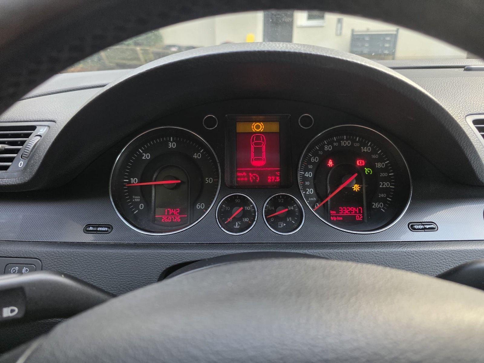 Volkswagen Passat 2006 — photo 7