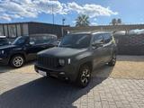 Jeep Renegade 2.0 Mjt 140CV 4WD Active Drive Low - Jeep Renegade: Grün