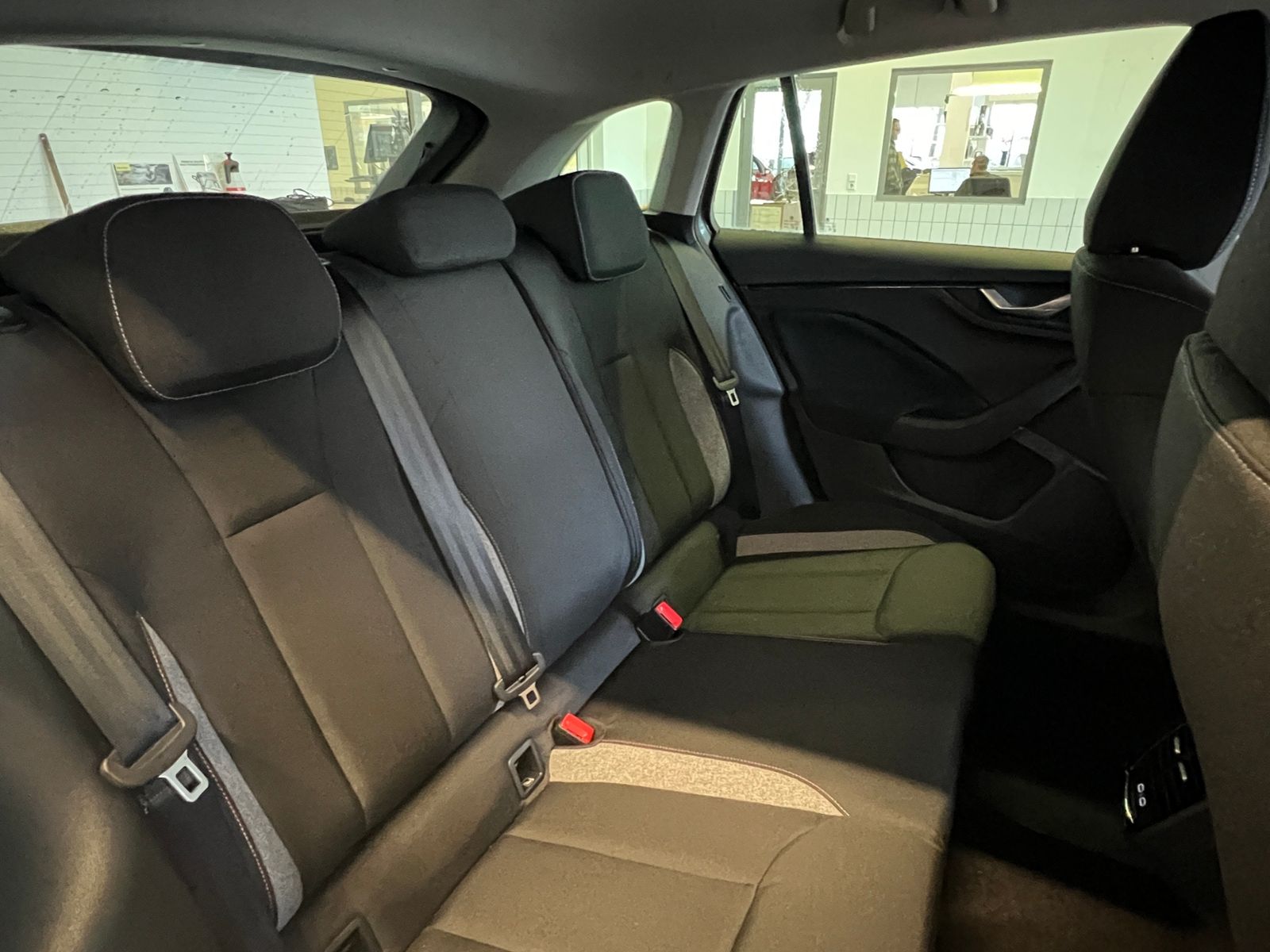 Fahrzeugabbildung SKODA Scala Tour 1.0 TSI DSG *Matrix-LED, Navi, Sitzhz