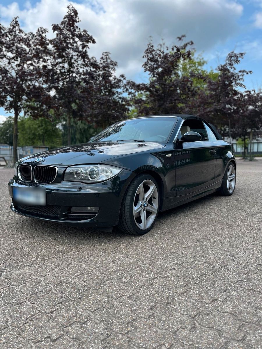 BMW 1er in Schwarz