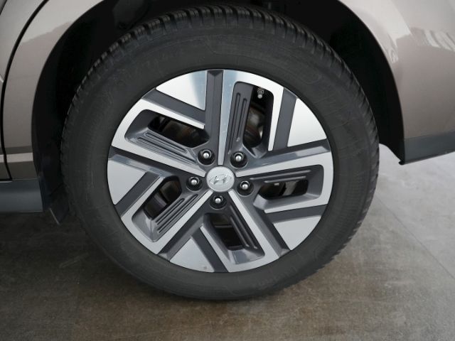 KONA Elektro TREND 39,2kWh+VOLL LED+NAVI+RÜCKFAH