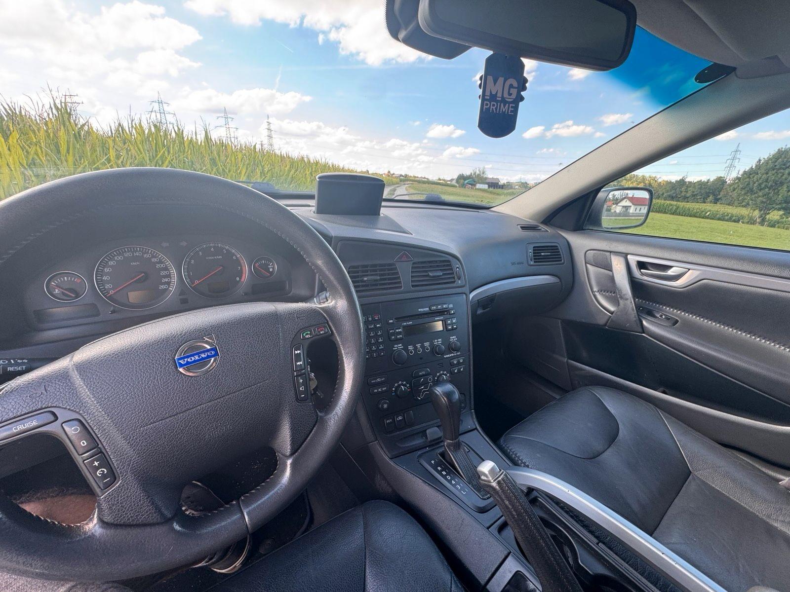 Volvo XC70 2004 — photo 10