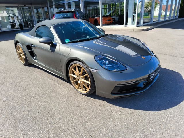 Porsche 718 Boxster GTS*800km*1.HD*BOSE*LED*18WegeSports