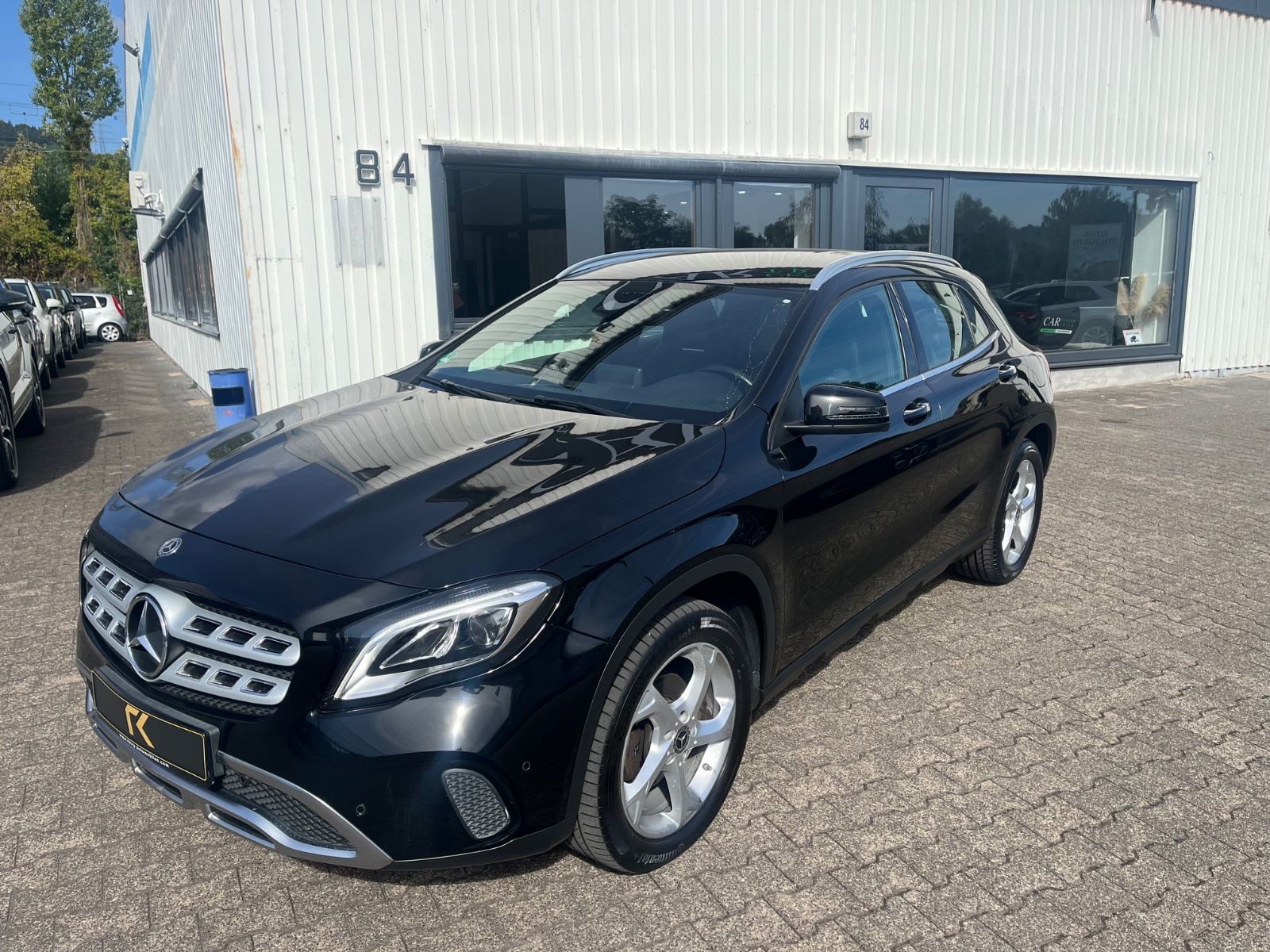 Mercedes-Benz GLA 180 Automatik-Navi-LED-PDC-Sportsitze – Bild 6
