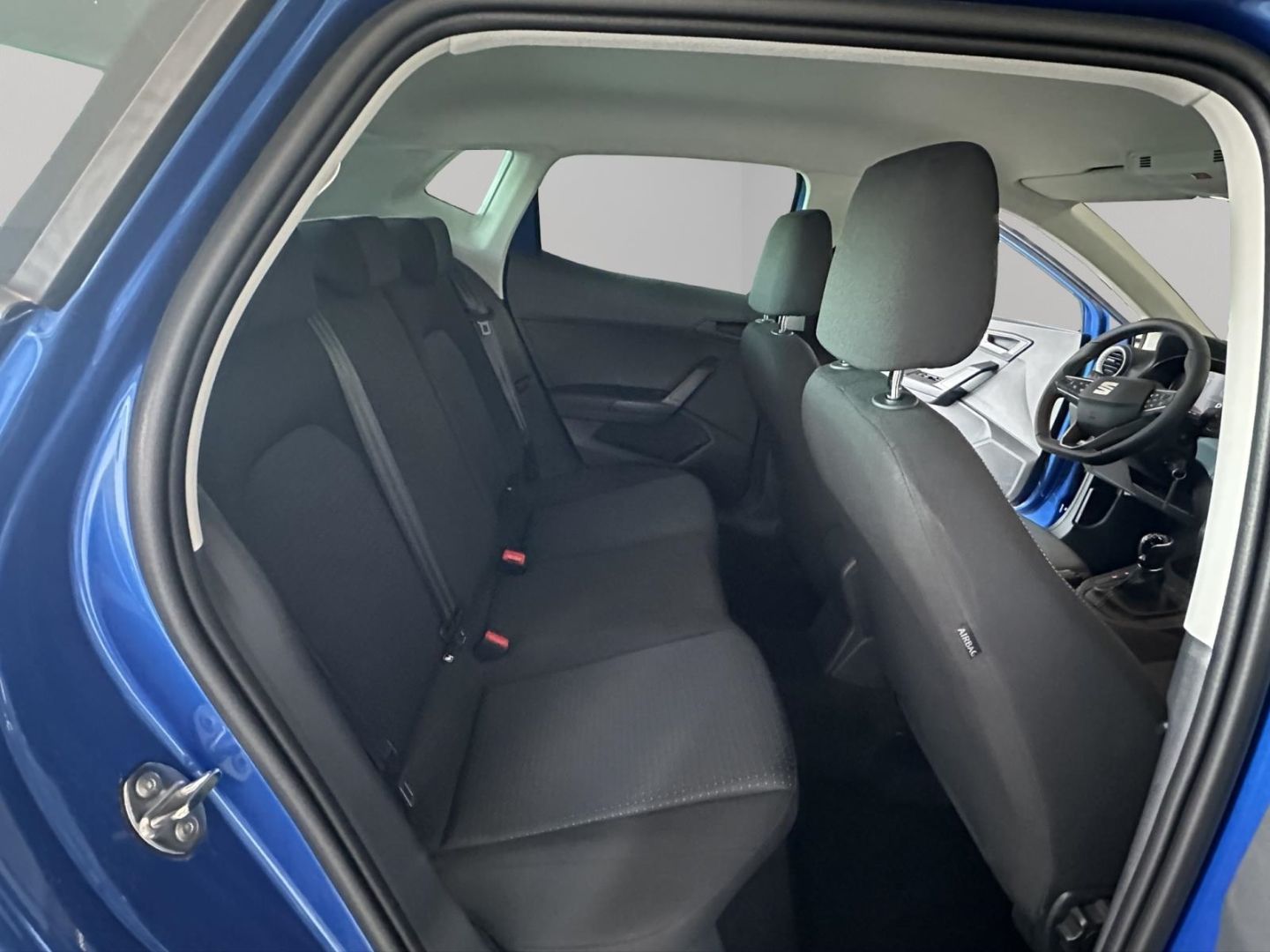 Fahrzeugabbildung SEAT Ibiza Navi Digitales Cockpit LED Apple CarPlay A