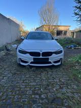 BMW M4 Cabrio Competition - weiße BMW M4