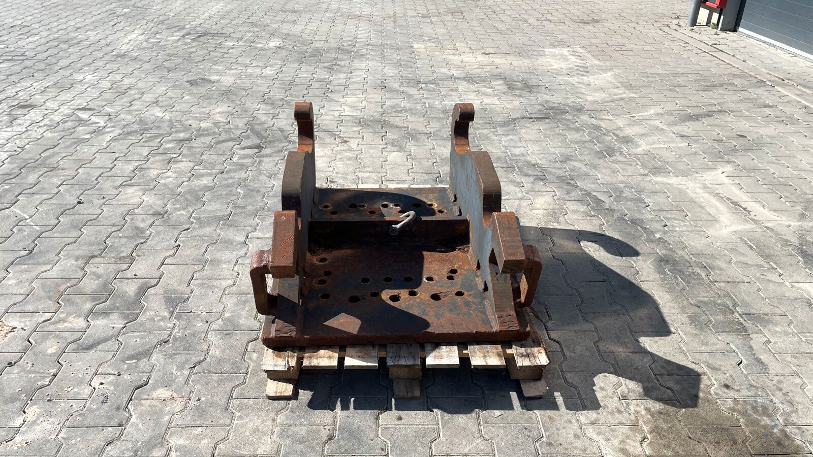 Fahrzeugabbildung CAT Verachtert CW 50 Platte