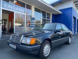 Mercedes-Benz E 200 SSD/SCHECKHEFT/H-ZUL./AHK./Bestzustand - Mercedes-Benz E 200