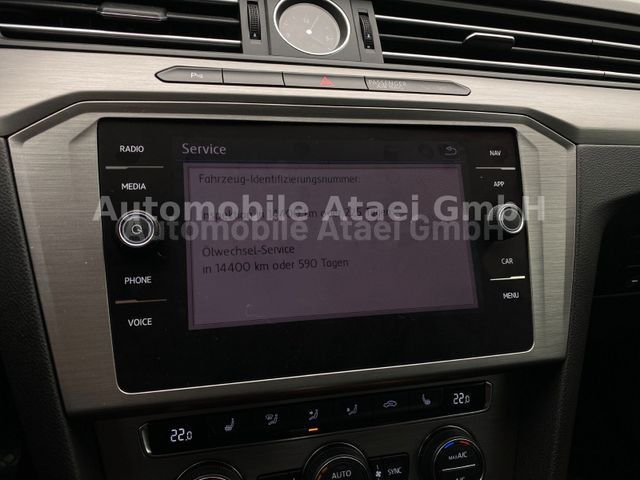 Fahrzeugabbildung Volkswagen Passat Variant TDI DSG *TAXI* TAXAMETER+TOP 3227