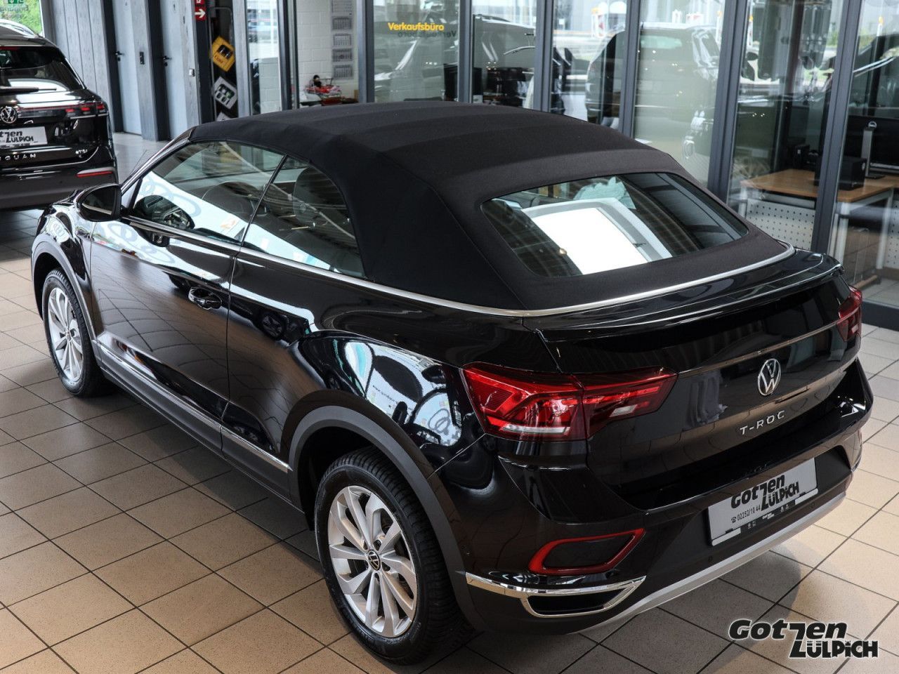 Fahrzeugabbildung Volkswagen T-Roc Cabriolet Style 1,5TSI DSG Navi PDC LED