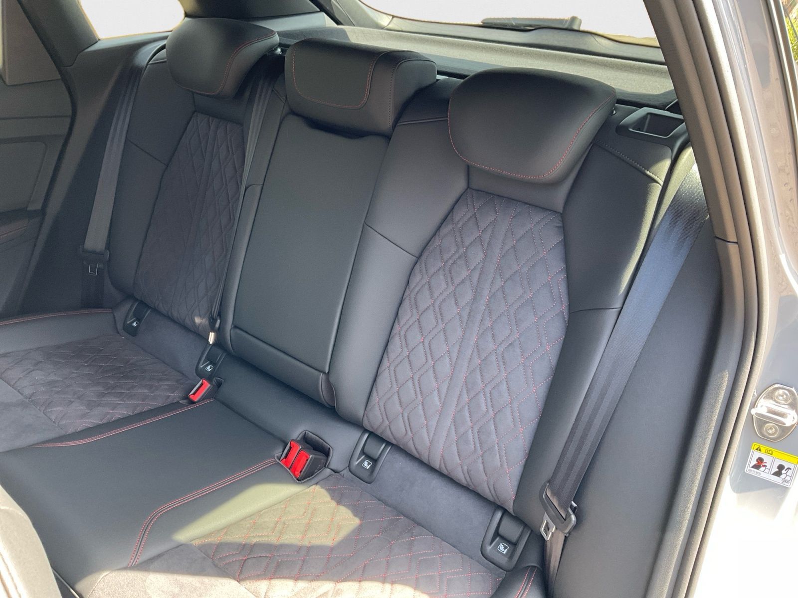 Audi Q4 e-tron - Bild 14