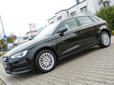 Audi A3 Sportback S-tronic *ACC*Xenon*Navi*Spur*SHZ* - Audi A3 aus 2013: Limousine