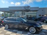 BMW 530d xDrive Luxury Line+LED+Pano+HUD+Leder - BMW 530 mit Diesel-Antrieb: Kombi