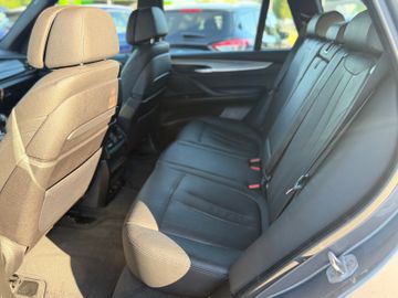 BMW X5 M50 - 11
