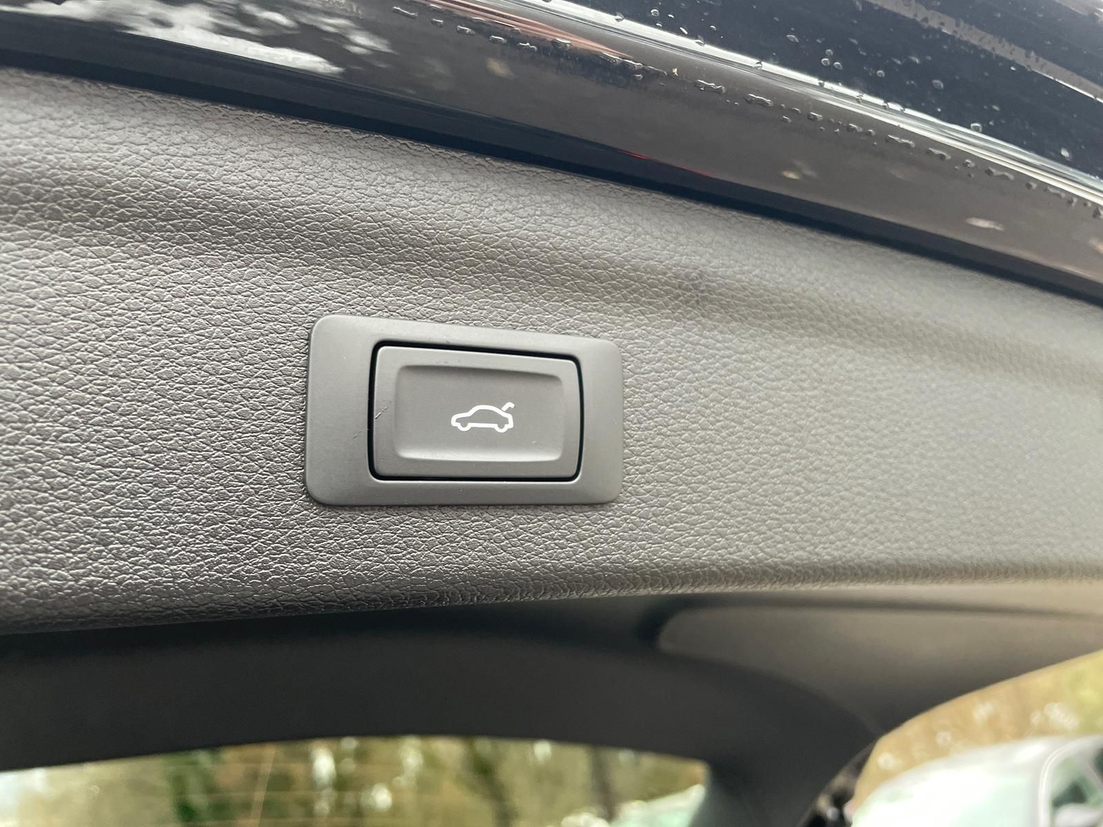 Q3 35 TFSI basis 1.5 TSI RFK 18 " AHK NAVI PDC