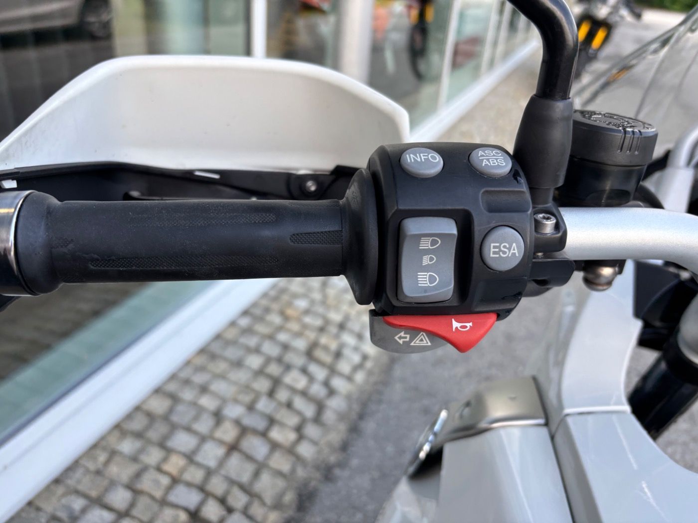 Fahrzeugabbildung BMW R 1200 GS Sondermodell Rallye aus 1. Hand