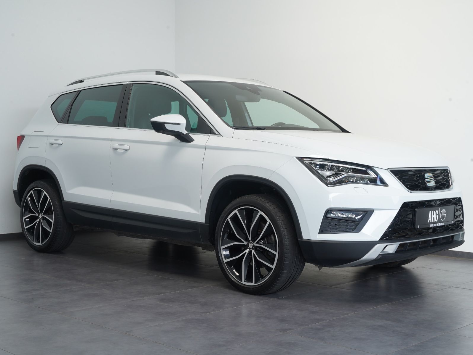 Fahrzeugabbildung SEAT Ateca 2.0 TDI DSG Xcellence NAV/DAB/LED/ACC/360°