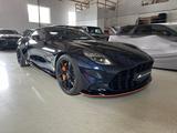 Aston Martin Vanquish Volante Q CARBON GLOSS BLACK BESPOKE - Aston Martin Gebrauchtwagen von 2025
