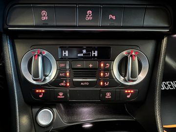 Audi Q3 2.0 TFSI quattro *Xenon*Klima*SHZ*Navi*PDC*