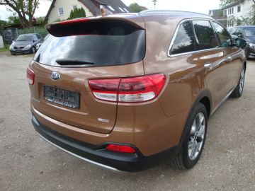 KIA Sorento - 5
