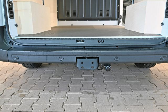 Fahrzeugabbildung Renault Master dCi 150 L2H2 Komfort Klima + AHK #23T106