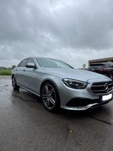 Mercedes-Benz E 220 d Autom. - - Mercedes-Benz E 220 Gebrauchtwagen in München