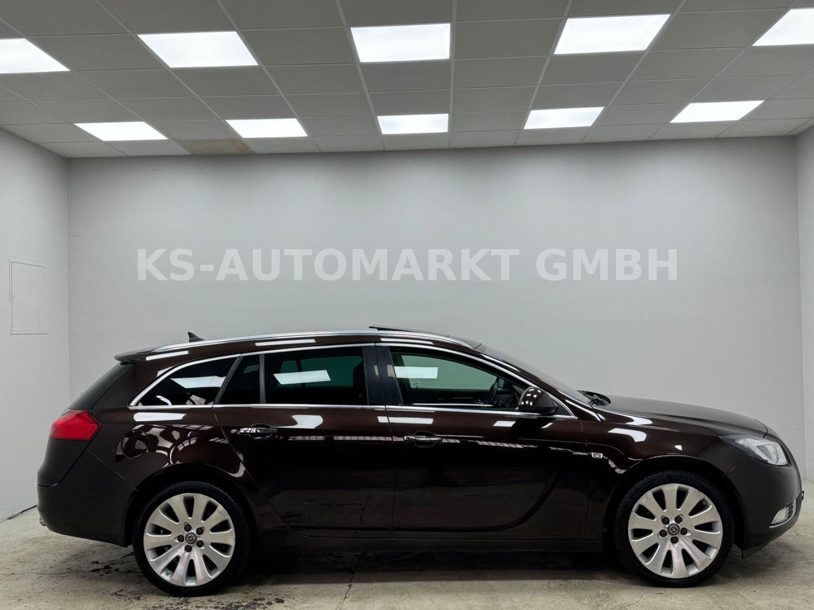 Opel Sports Tourer*4x4*Panorama**Getriebe Ruckelt**