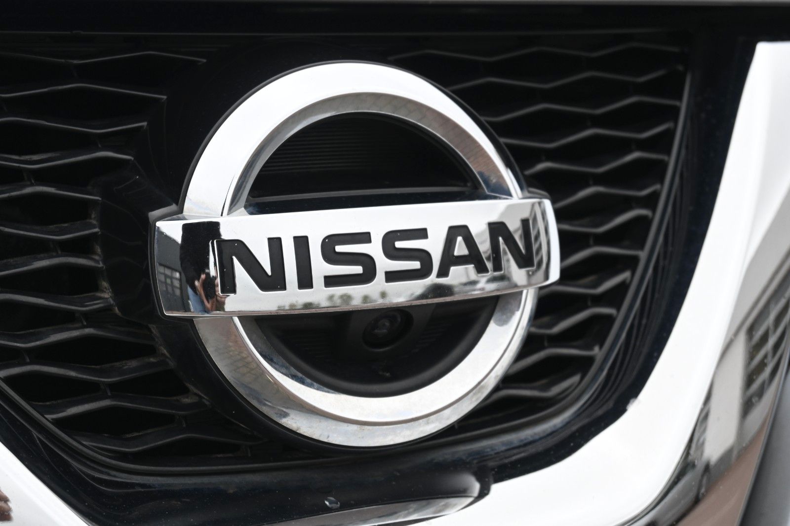 Fahrzeugabbildung Nissan X-Trail  1.6 DIG-T Schalter Tekna 4x2*360°*Pano