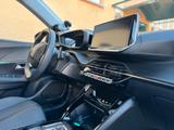 Peugeot 2008 PureTech 130 EAT8 Allure Pack Allure Pack - Peugeot 2008 e-Allure-Pack