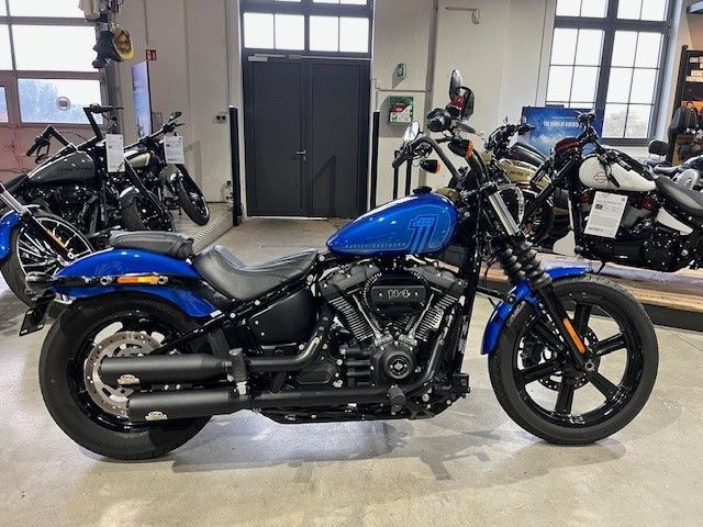 Fahrzeugabbildung Harley-Davidson FXBBS Street Bob 114cui Jekill Koffer