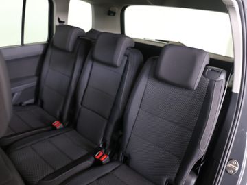 Volkswagen Touran 1.5 TSI DSG COMFORTLINE LED KAMERA 7SITZ